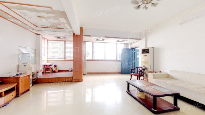 银苑二手房实景图