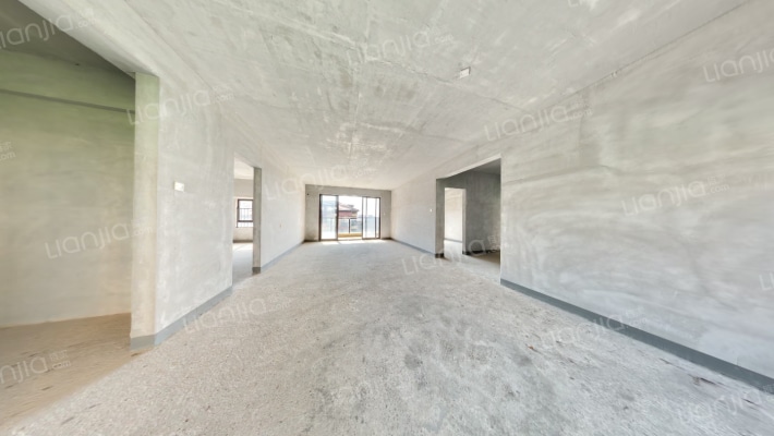 星河丹堤N区二手房实景图