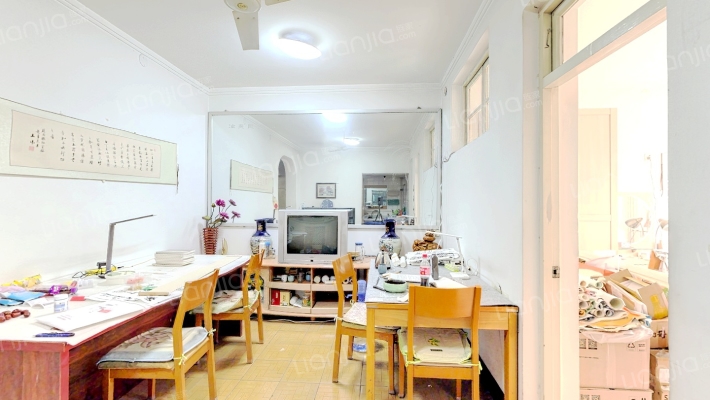 建筑公司家属楼二手房实景图