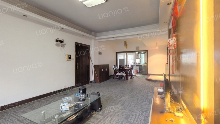 信和居二手房实景图