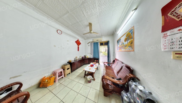 儿科家属院内二手房实景图