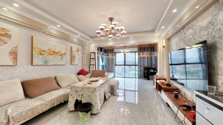 万隆国际二手房实景图