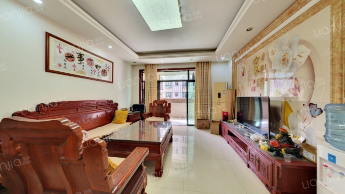 金凤湾畔二手房实景图