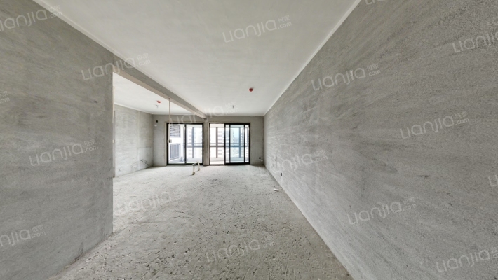 保利阅江台二手房实景图