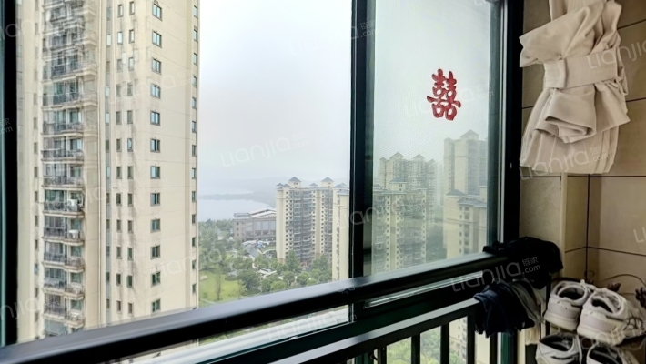 玫瑰湾二手房实景图