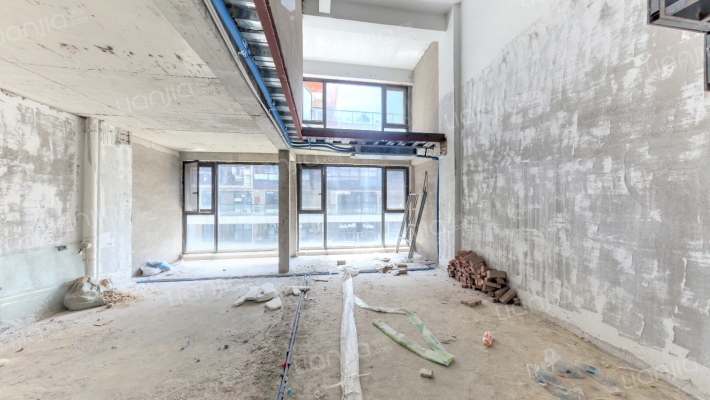 中电时代门二手房实景图