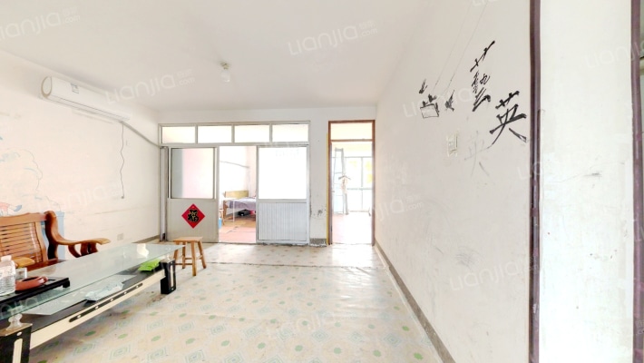 育新小区二手房实景图