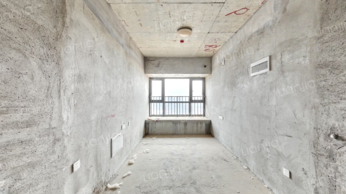 东润朗寓二手房实景图