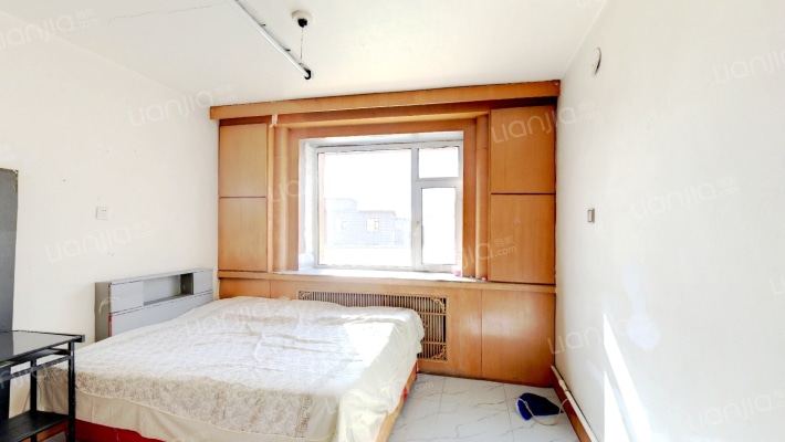 电子信息小区二手房实景图