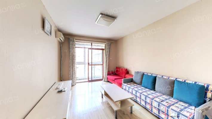 山海天家园二手房实景图