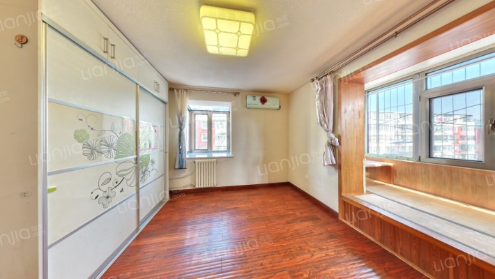 毛纺厂南小区二手房实景图