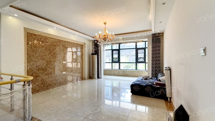 天湖苑南区二手房实景图