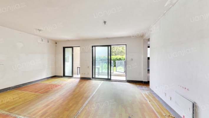 远洋太湖宸章二手房实景图