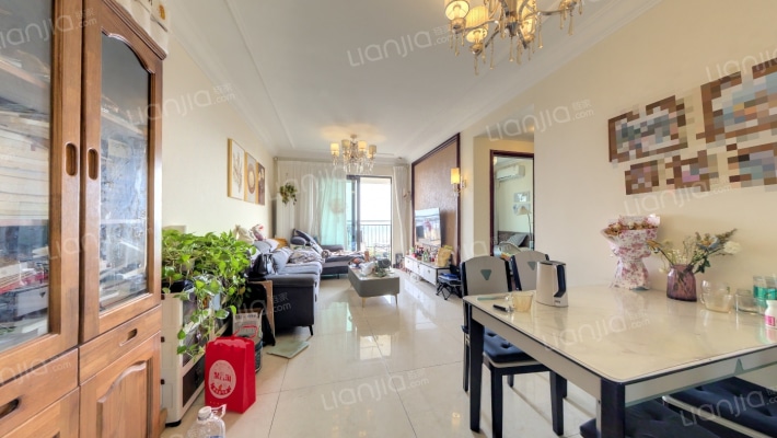 恒大翡翠华庭二手房实景图