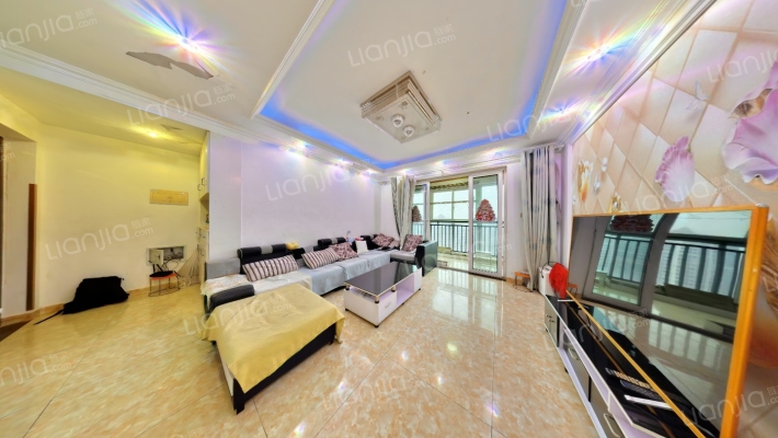 置信逸都B区二手房实景图