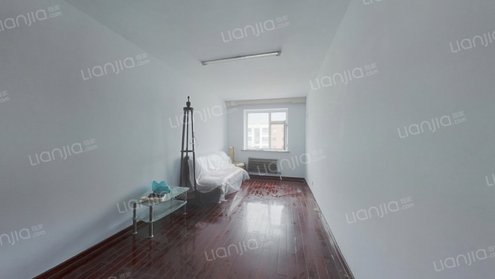 轻铁湖光花园一期二手房实景图