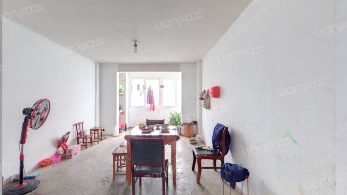 黄梅新村西区二手房实景图