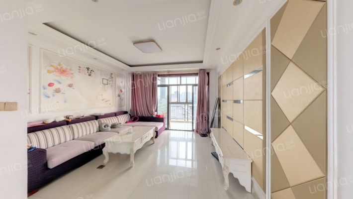 莱卡小镇-东区二手房实景图