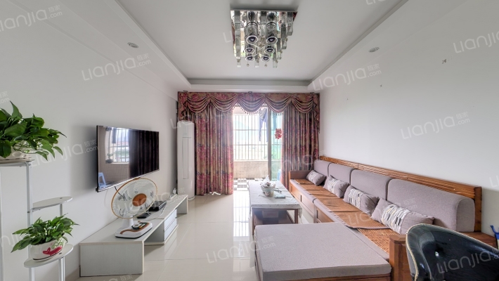 海尚绿洲二手房实景图