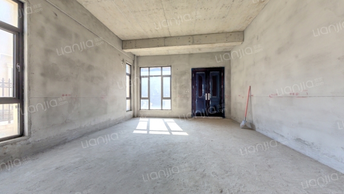 峰悦二手房实景图