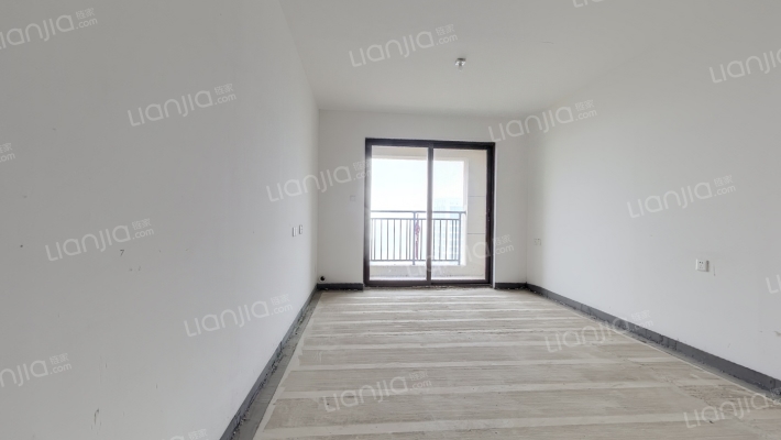 越秀·臻悦府二手房实景图