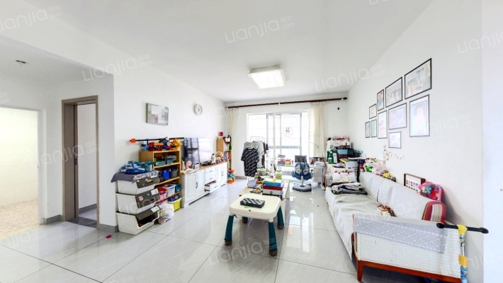 海天逸舍二手房实景图