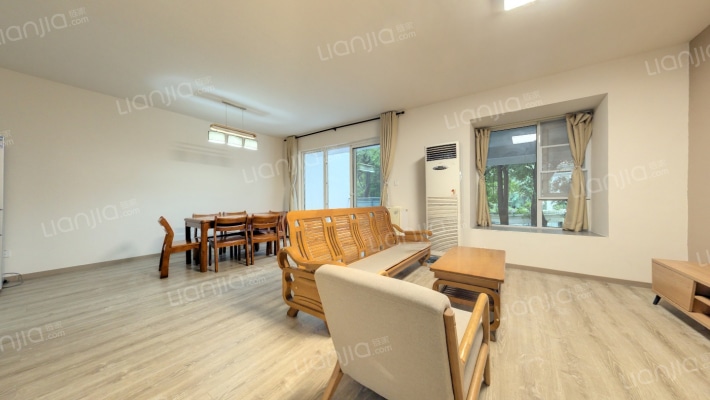 蓝光香瑞湖二手房实景图