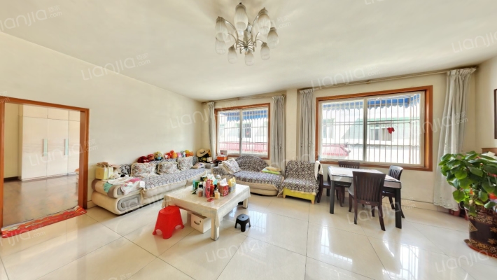 崇州市崇阳镇文井街二手房实景图