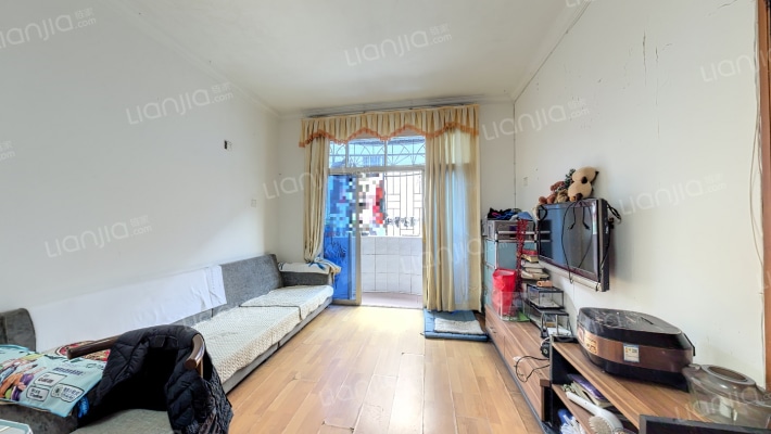 天景山庄西区二手房实景图