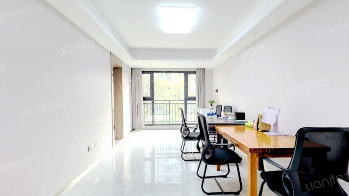 公园都会二手房实景图