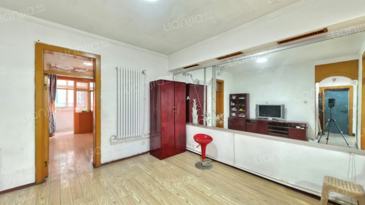 新兴大街二手房实景图