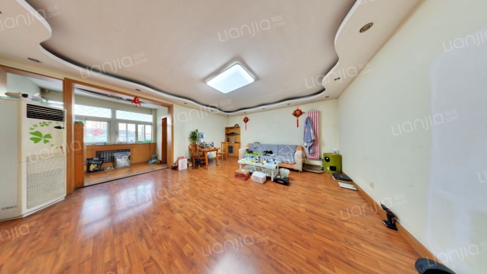 奇丽小区二手房实景图