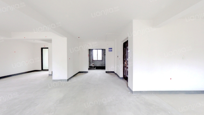 中梁梁泽润园二手房实景图