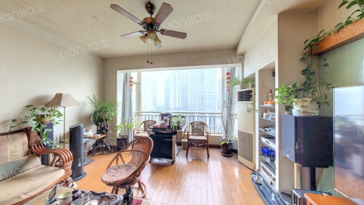 新锦江二手房实景图