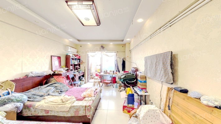 蓝钻名座二手房实景图