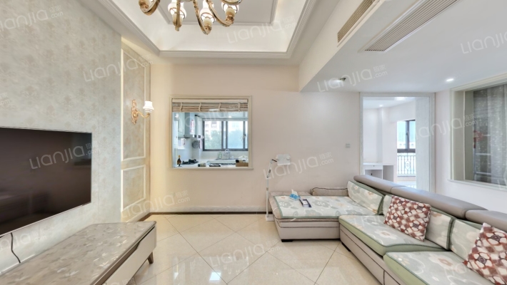 蒙卡岸二手房实景图