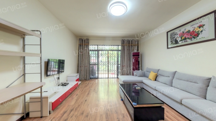 保利龙腾上园二手房实景图