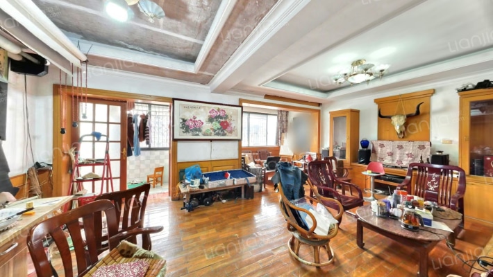 梅苑小区三期二手房实景图