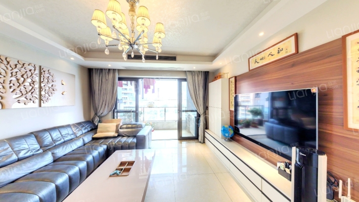 新世界凯粤湾二手房实景图