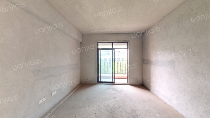 中房·翡翠湾二手房实景图