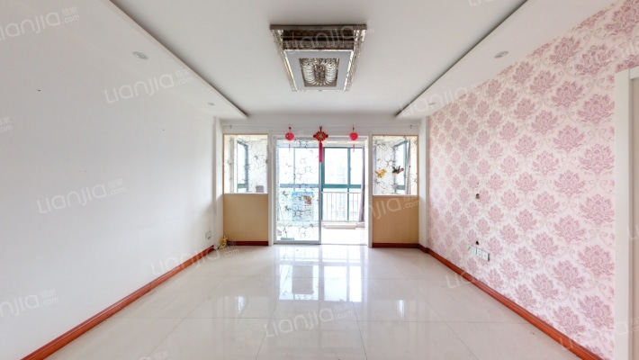 德润华庭二手房实景图