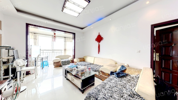 东润风景B区二手房实景图