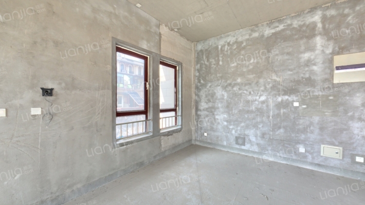 缇香温泉小镇一期二手房实景图