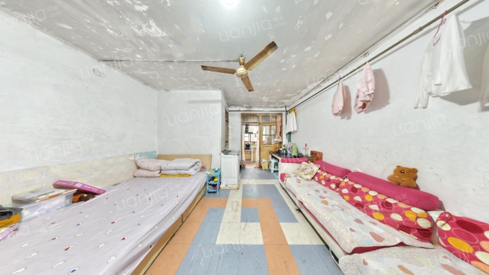 西铁华清住宅小区二手房实景图