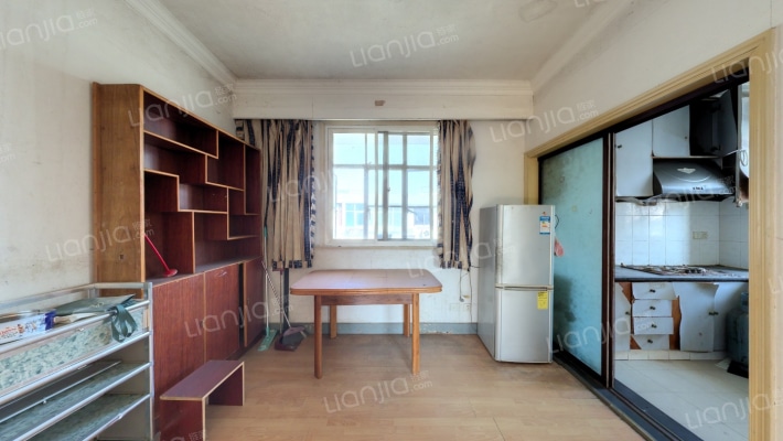 江海东村二手房实景图