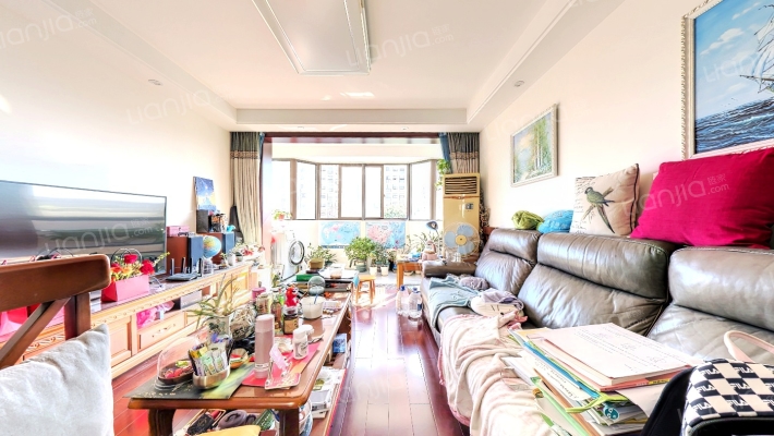 百合花公寓二手房实景图