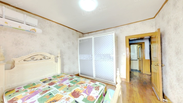 浦三小区二手房实景图