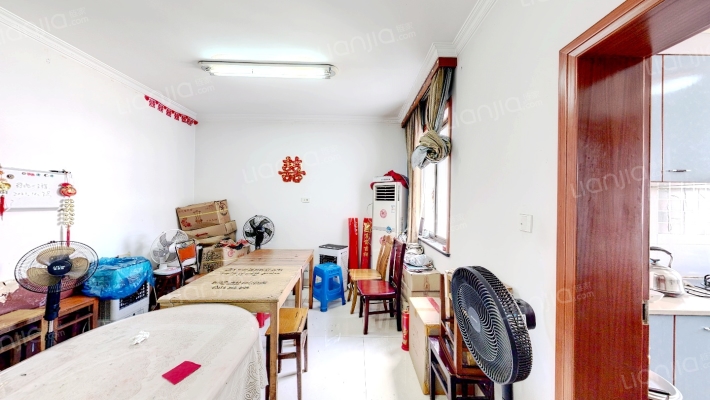 兴越南区二手房实景图