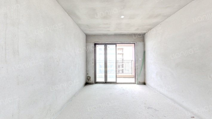 云星钱隆江景二手房实景图