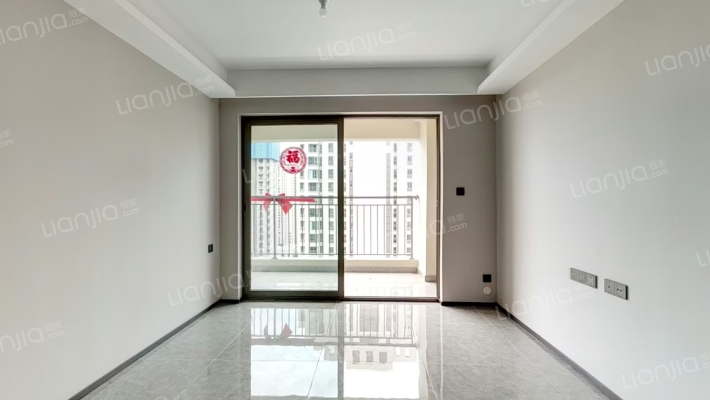 万科溥天龙堂润龙轩二手房实景图